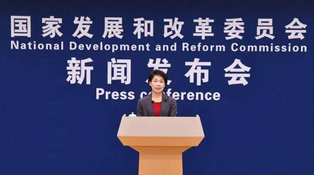 �����۸����